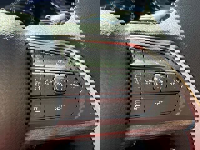 New 2025 Jeep Grand Cherokee L Limited w/ Trailer Tow Package image 16