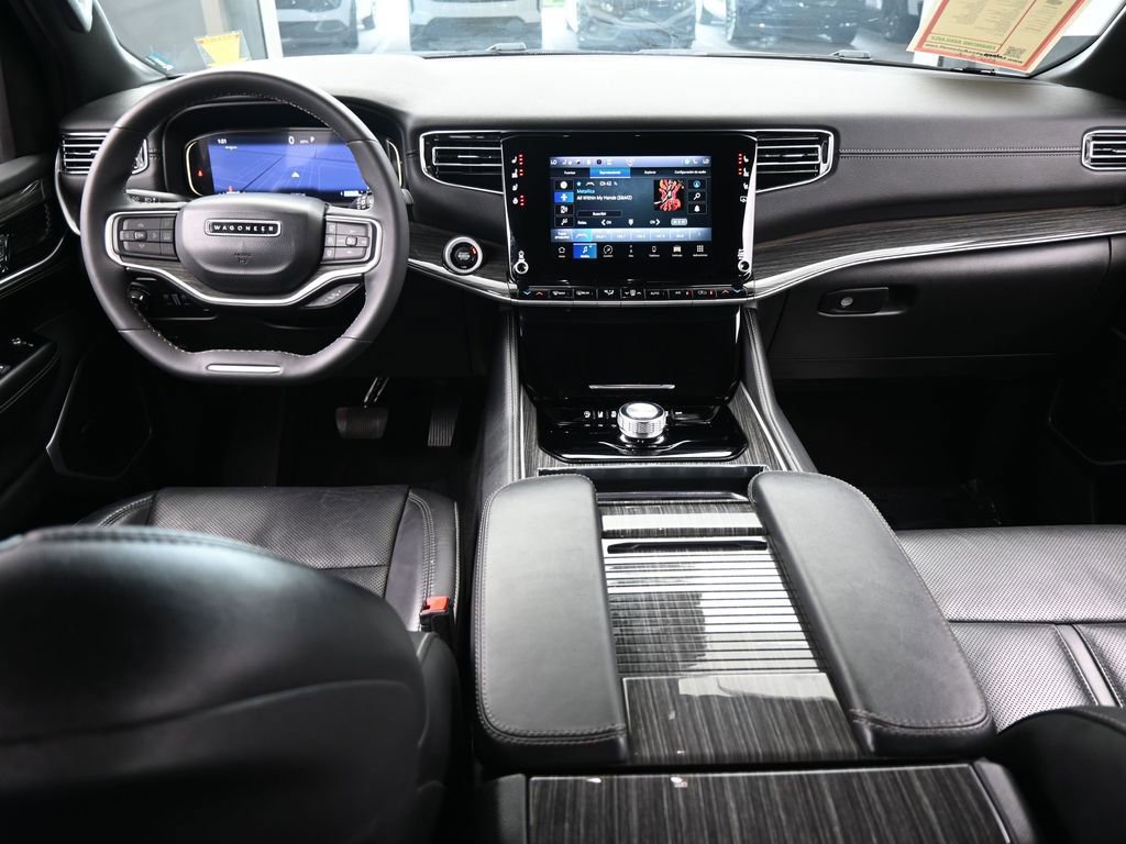 Used 2022 Jeep Wagoneer Series II image 40