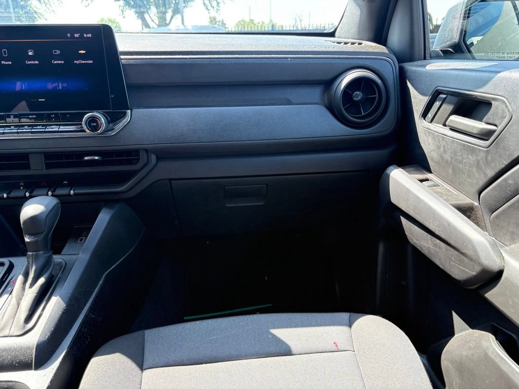 Used 2024 Chevrolet Colorado W/T RWD image 8
