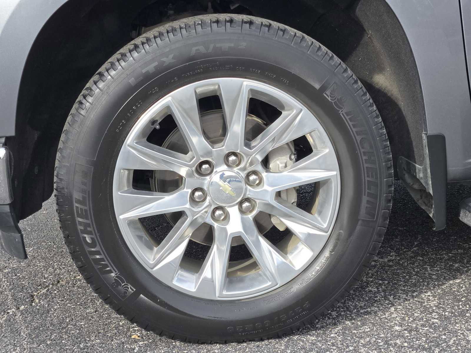 Used 2021 Chevrolet Silverado 1500 LTZ w/ LTZ Premium Package image 13