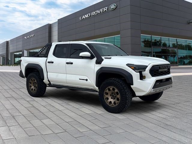 Used 2024 Toyota Tacoma 4x4 Double Cab Hybrid image 7