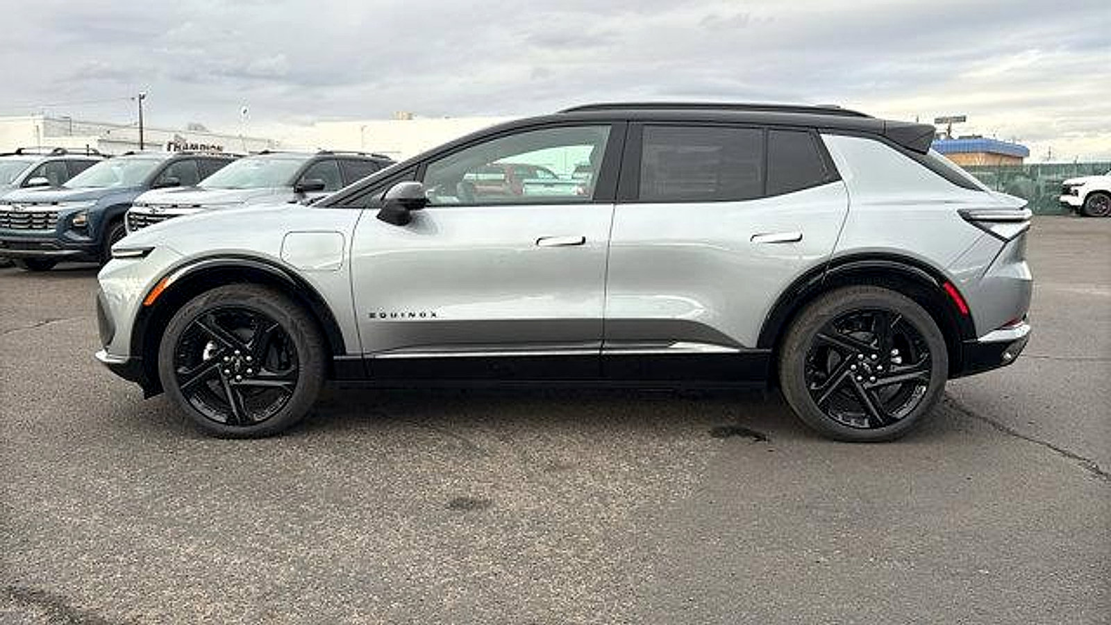 New 2026 Chevrolet Equinox EV RS image 8