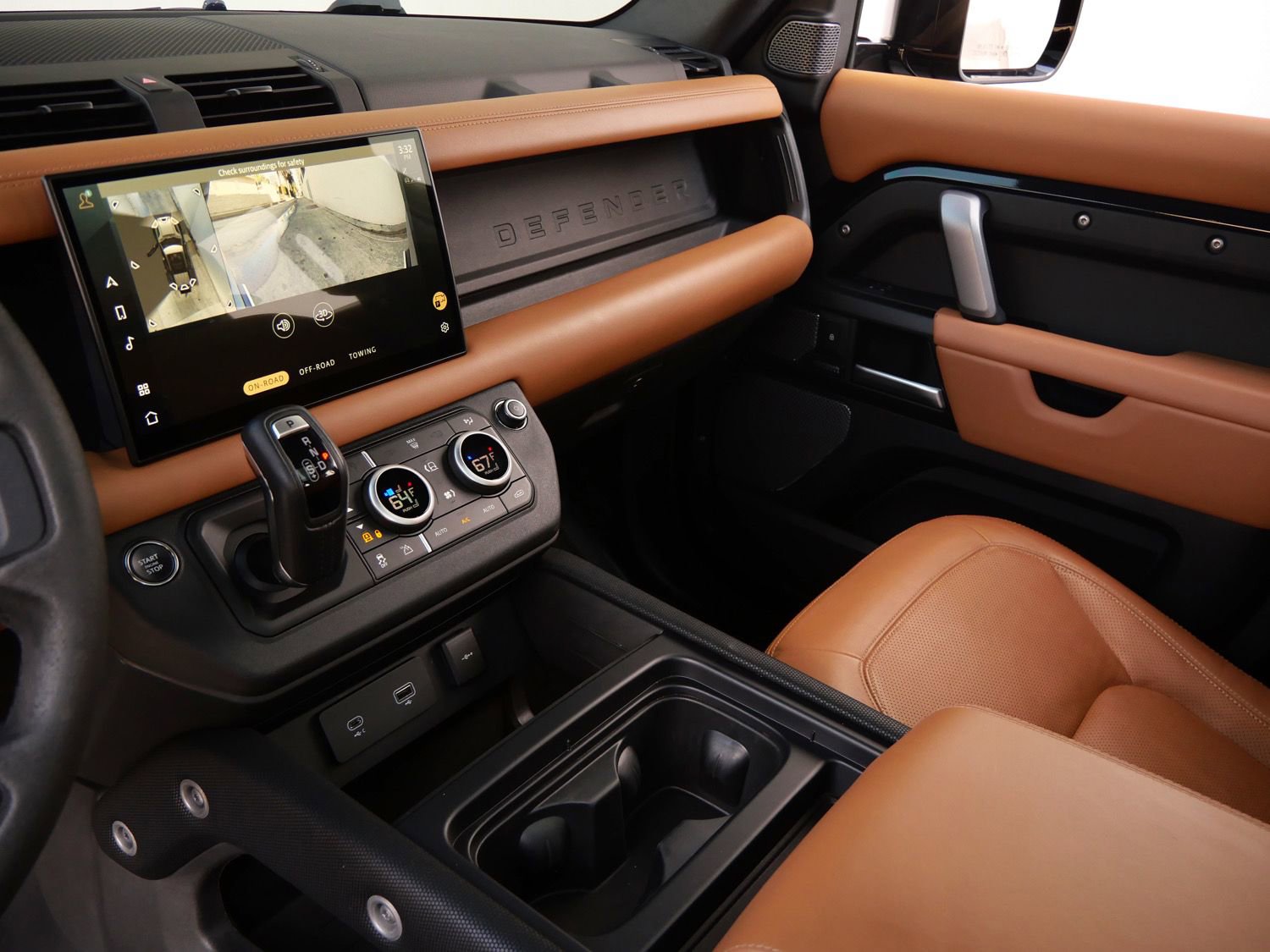 Used 2024 Land Rover Defender 110 V8 image 13