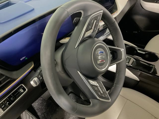 Used 2024 Buick Envision Avenir AWD/4WD image 24