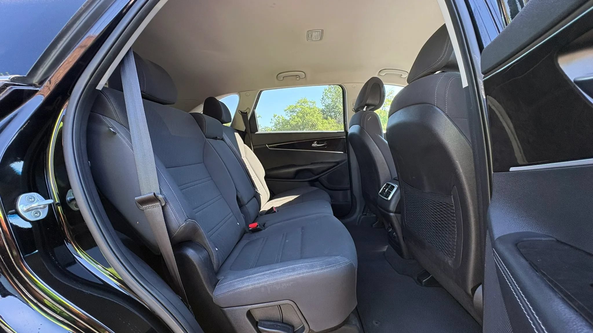 Used 2016 Kia Sorento AWD image 32