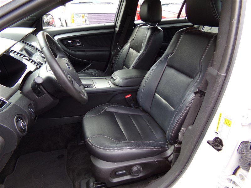 Used 2016 Ford Taurus SEL image 22