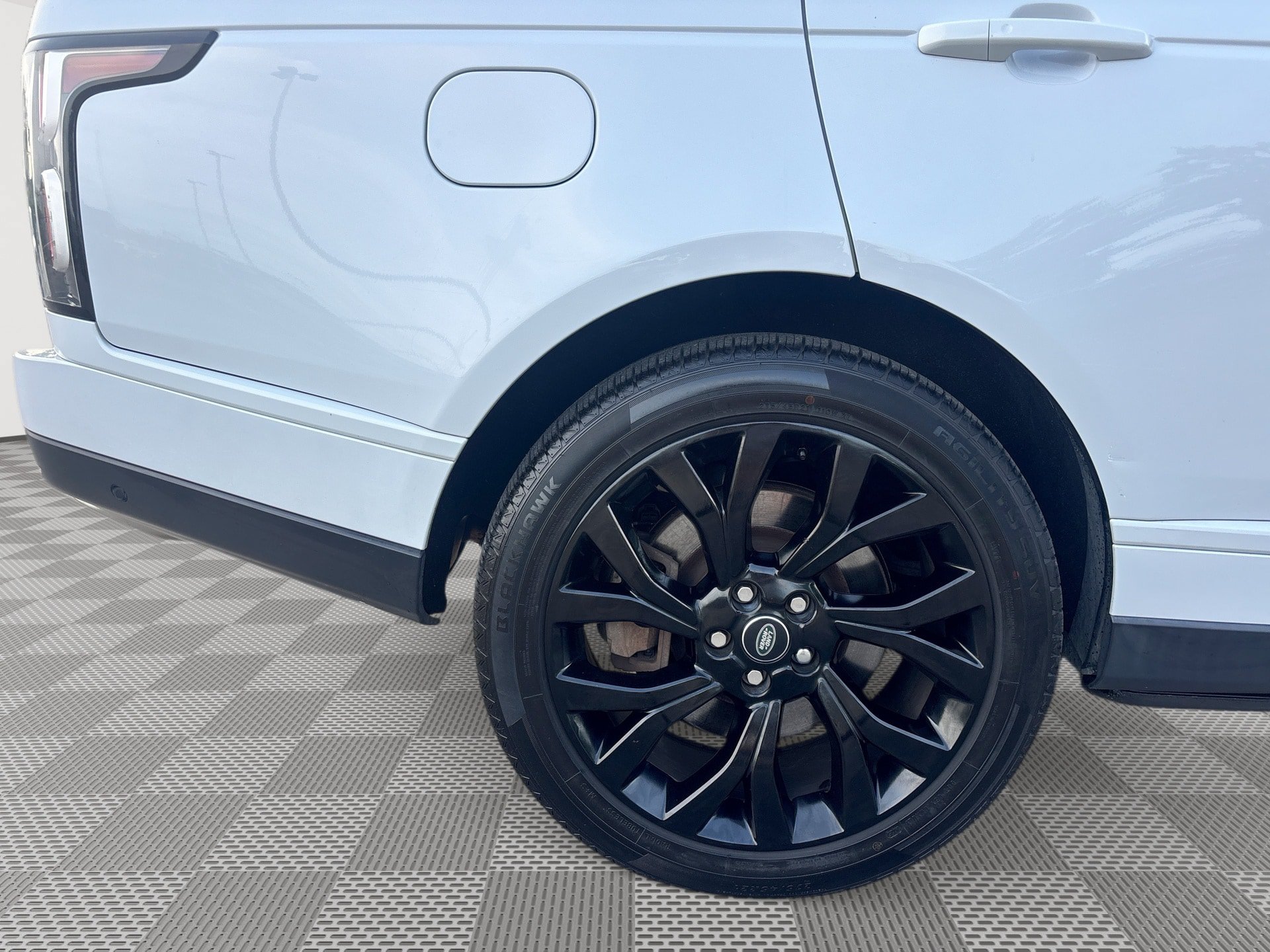 Used 2019 Land Rover Range Rover HSE AWD/4WD image 30