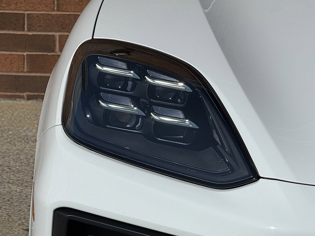 New 2026 Porsche Cayenne E-Hybrid image 12