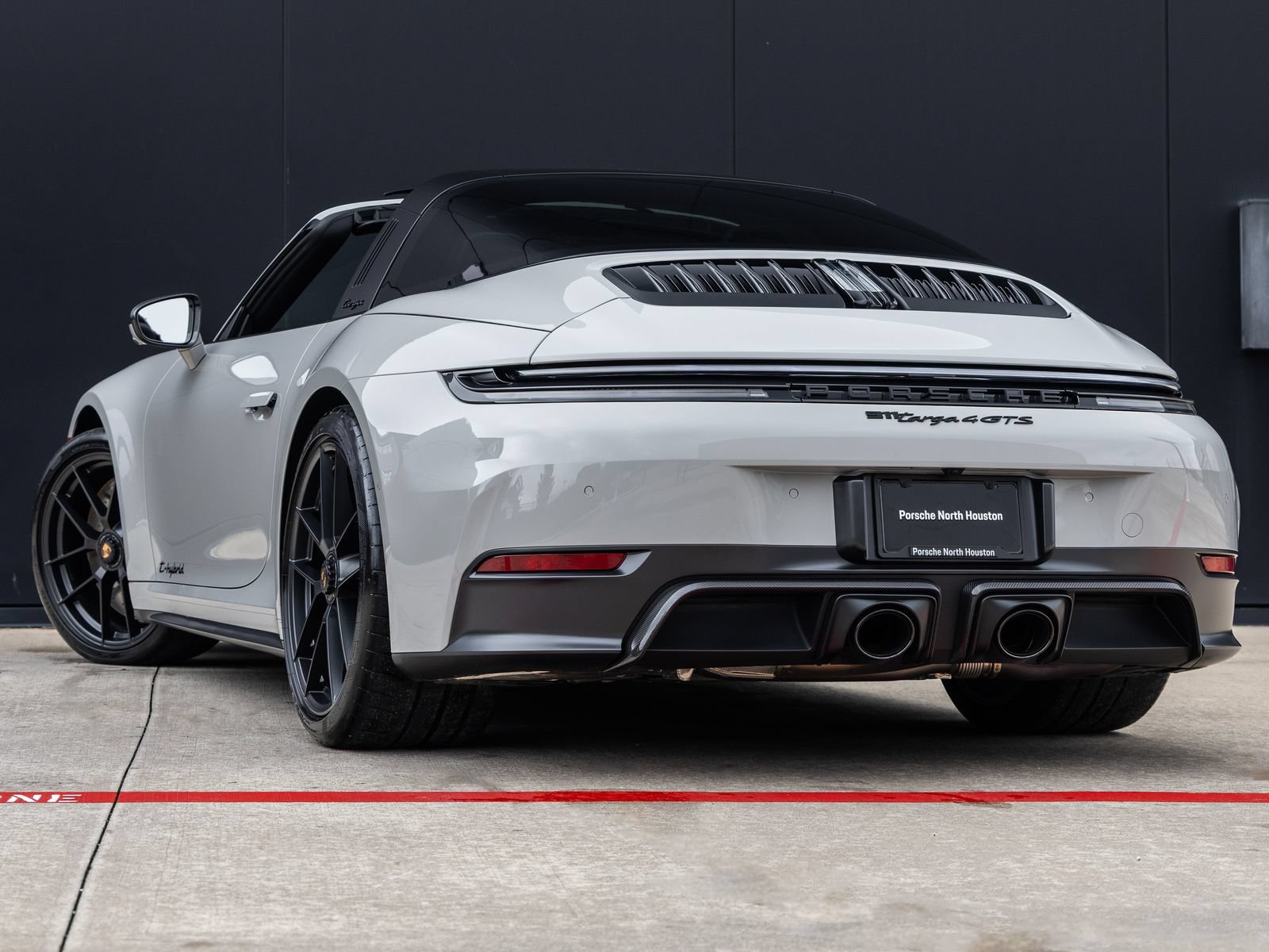 Used 2026 Porsche 911 Targa 4 GTS AWD/4WD image 3