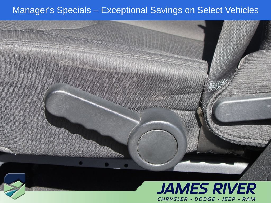 Used 2017 Jeep Wrangler Unlimited Sport w/ Quick Order Package 24S AWD/4WD image 23