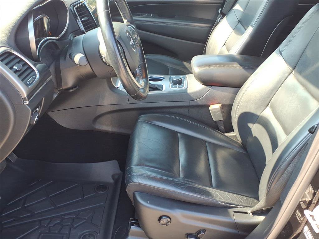 Used 2021 Jeep Grand Cherokee Limited AWD/4WD image 12