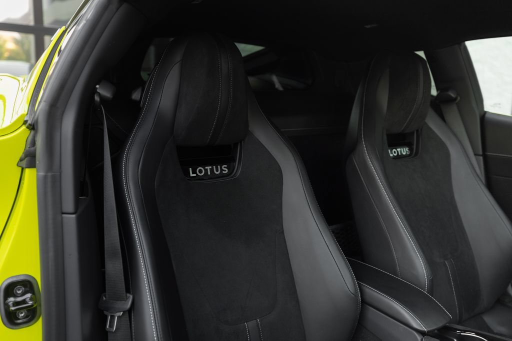 Used 2025 Lotus Emira RWD image 22