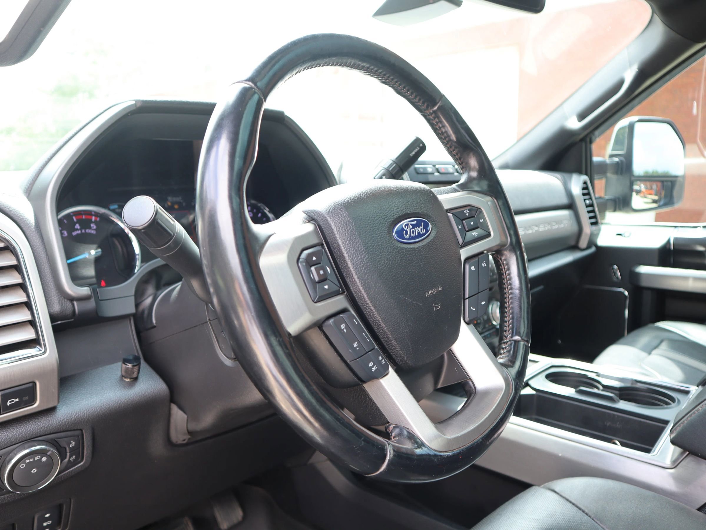 Used 2018 Ford F250 Platinum w/ Platinum Ultimate Package image 16