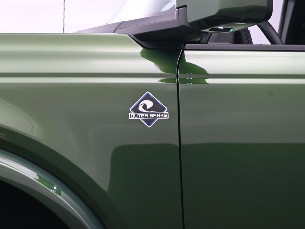 New 2025 Ford Bronco Outer Banks image 30