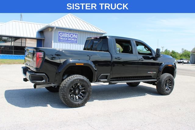 Used 2025 GMC Sierra 2500 AT4 w/ AT4 Premium Plus Package AWD/4WD image 14