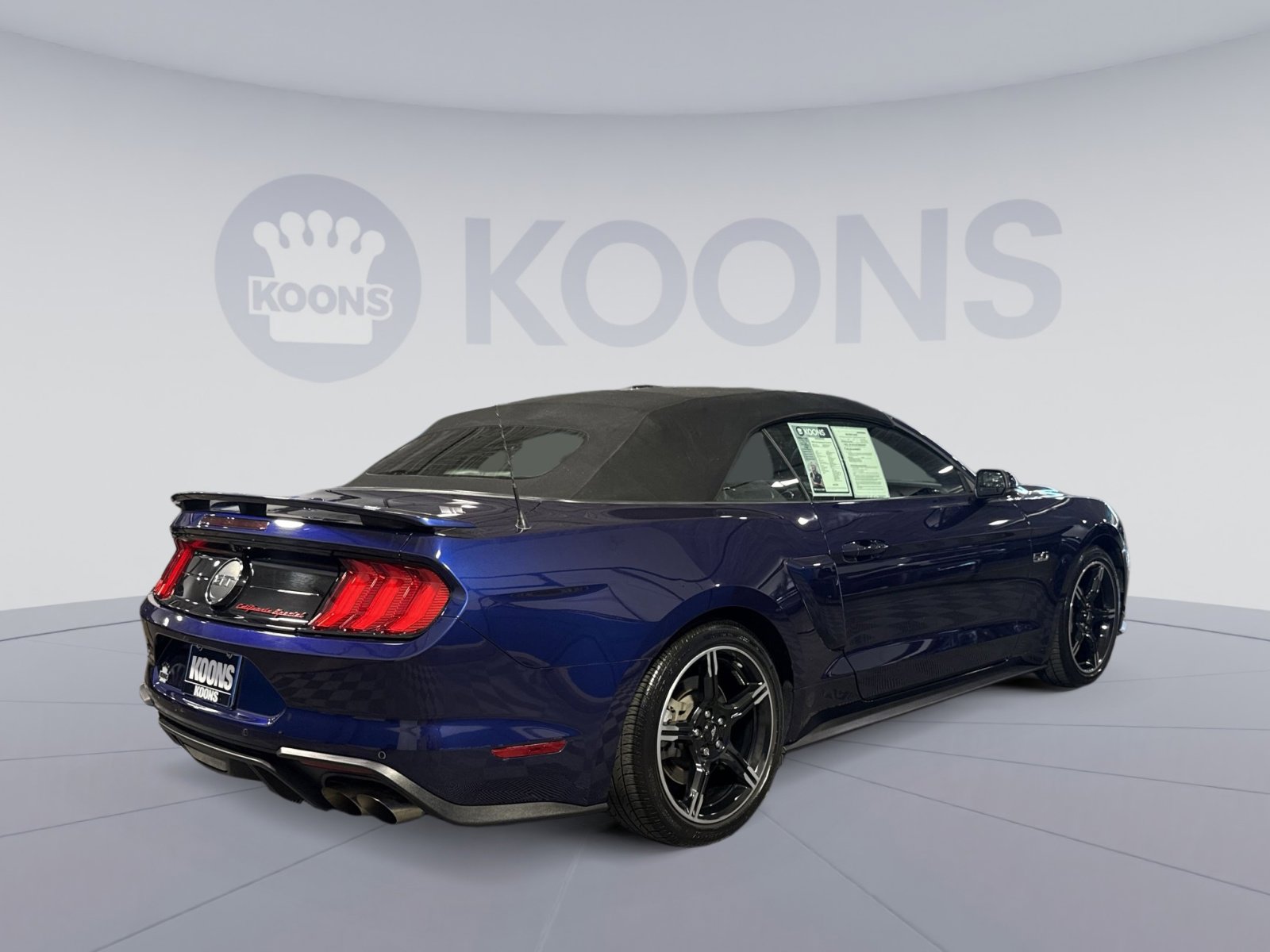Used 2019 Ford Mustang GT Premium w/ Equipment Group 401A image 7