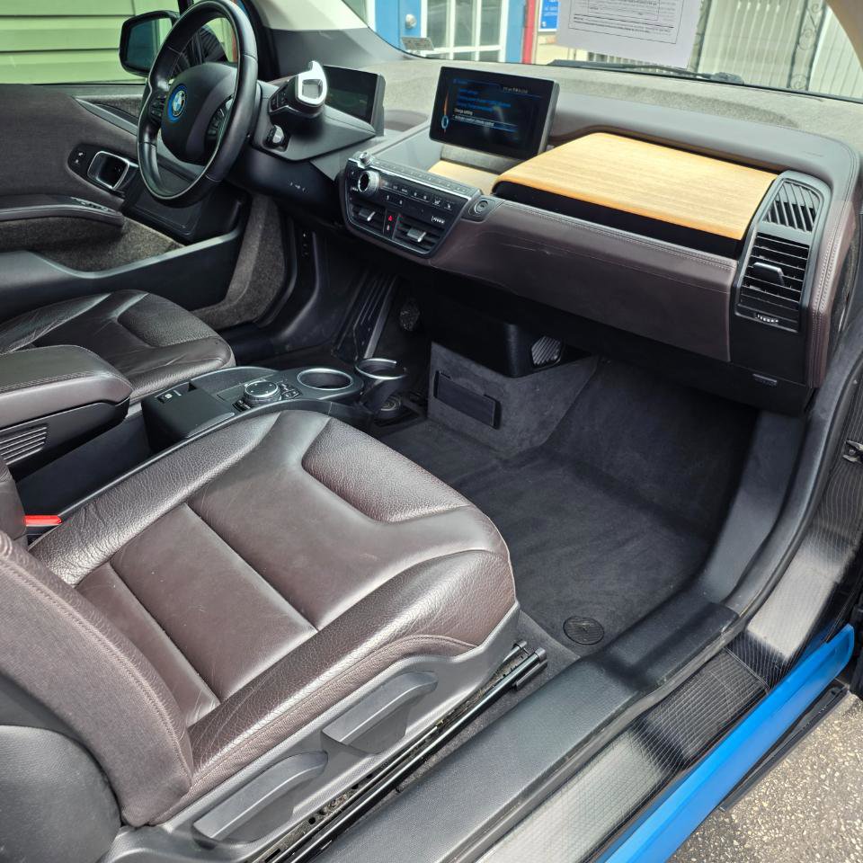 Used 2015 BMW i3 w/ Range Extender RWD image 23