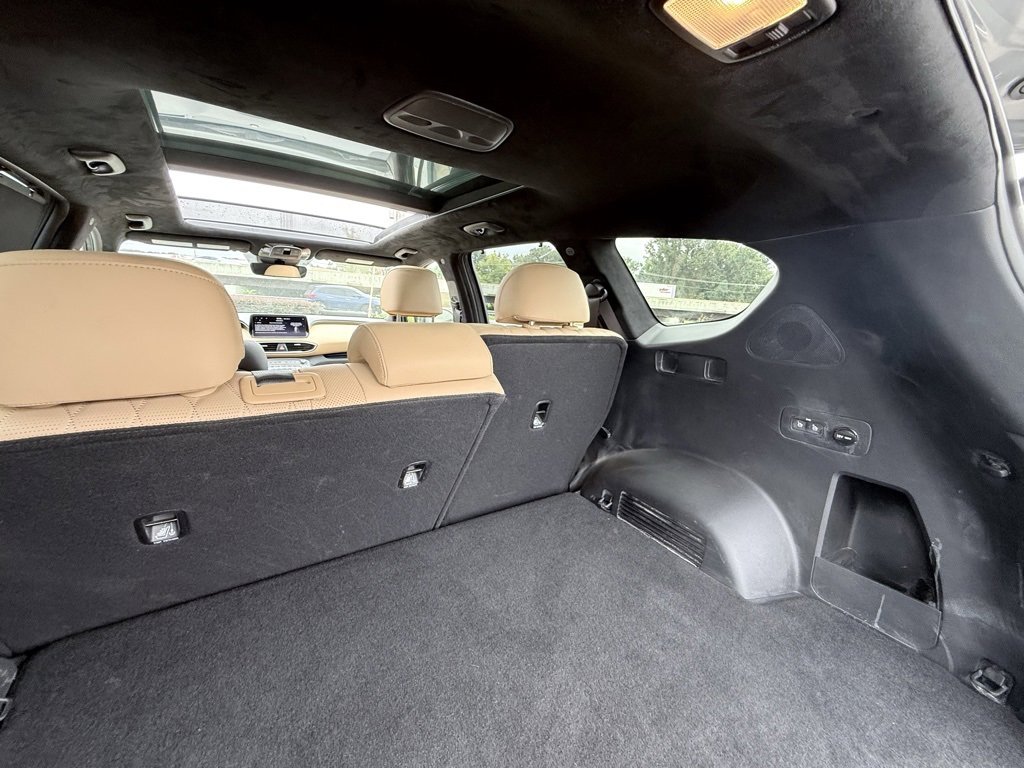 Used 2023 Hyundai Santa Fe Calligraphy image 15