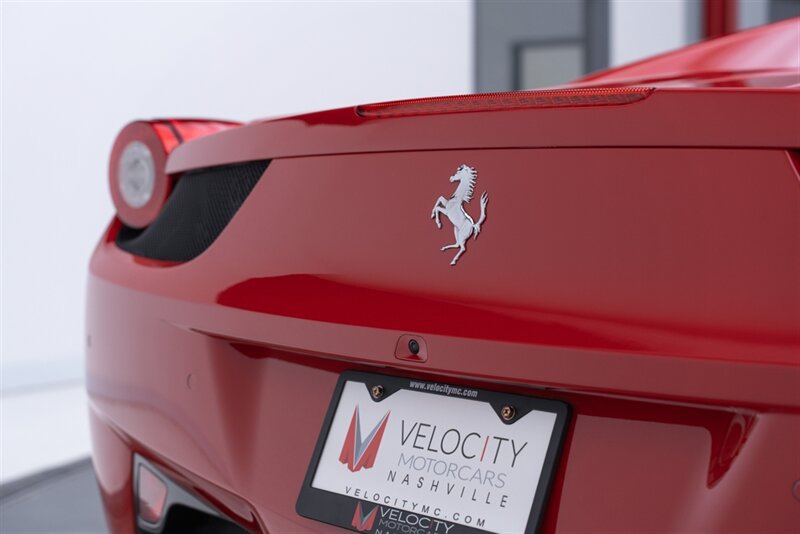 Used 2012 Ferrari 458 Spider RWD image 28