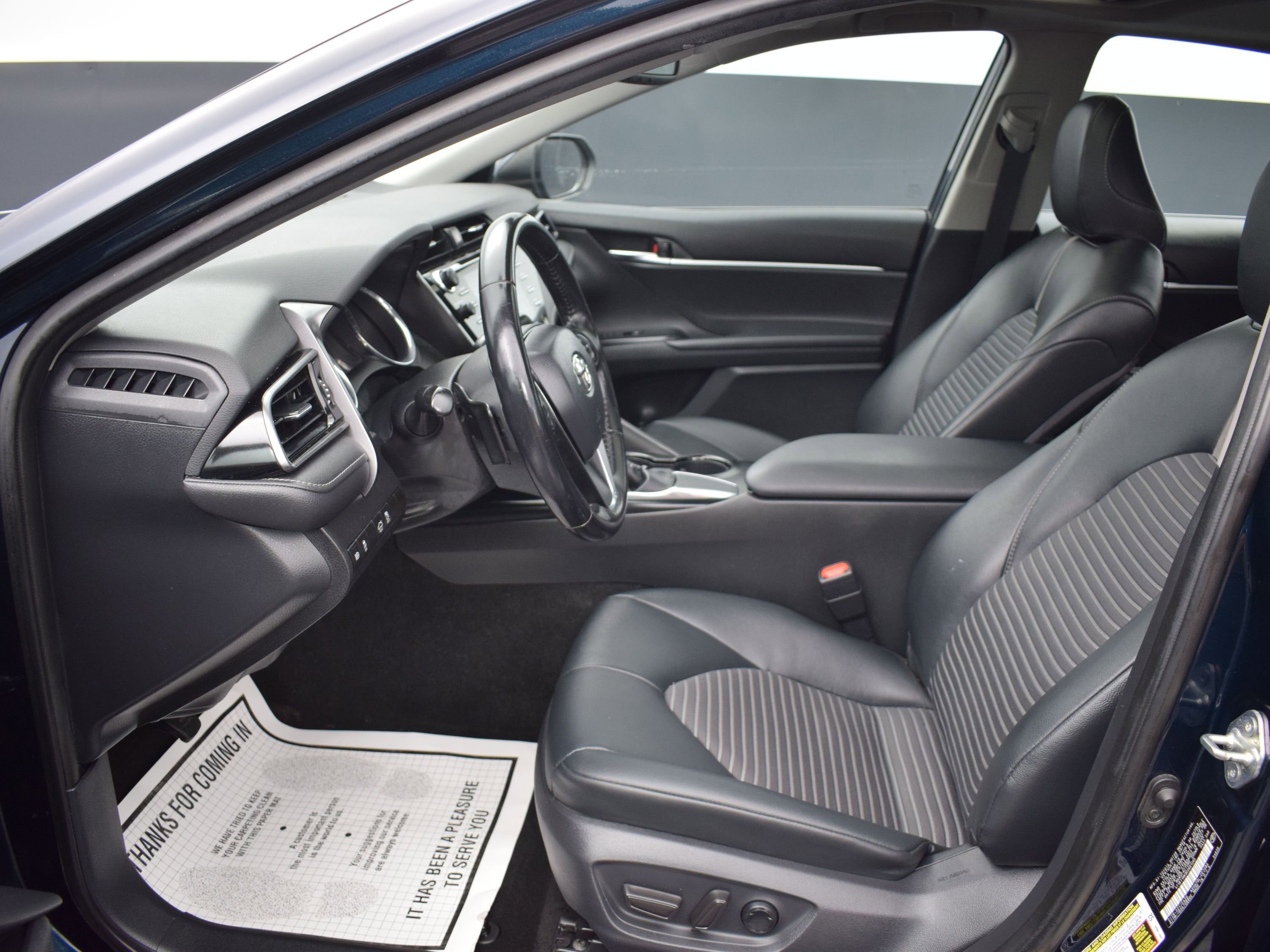 Used 2019 Toyota Camry SE image 13