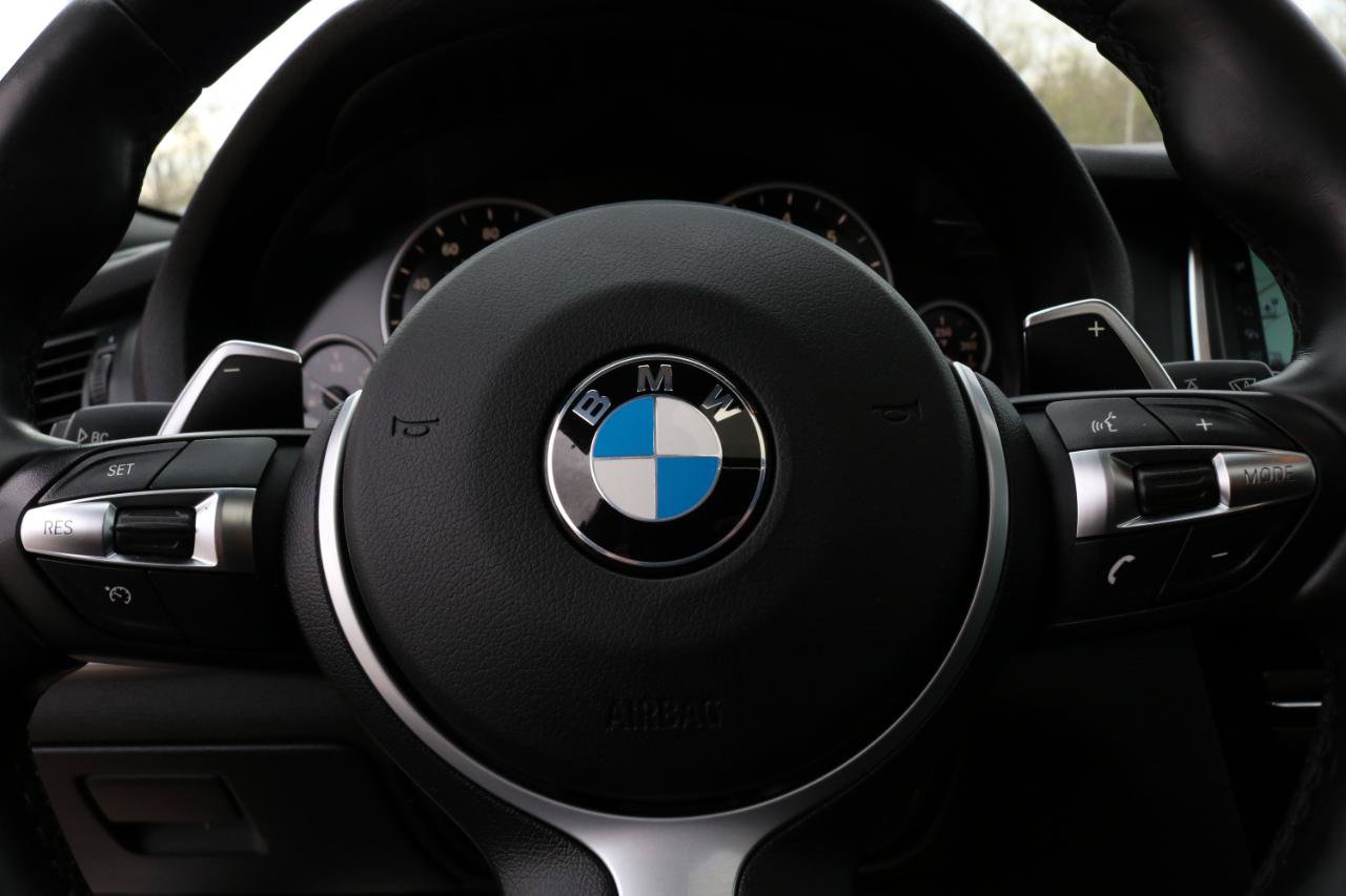 Used 2017 BMW X4 M40i AWD/4WD image 33