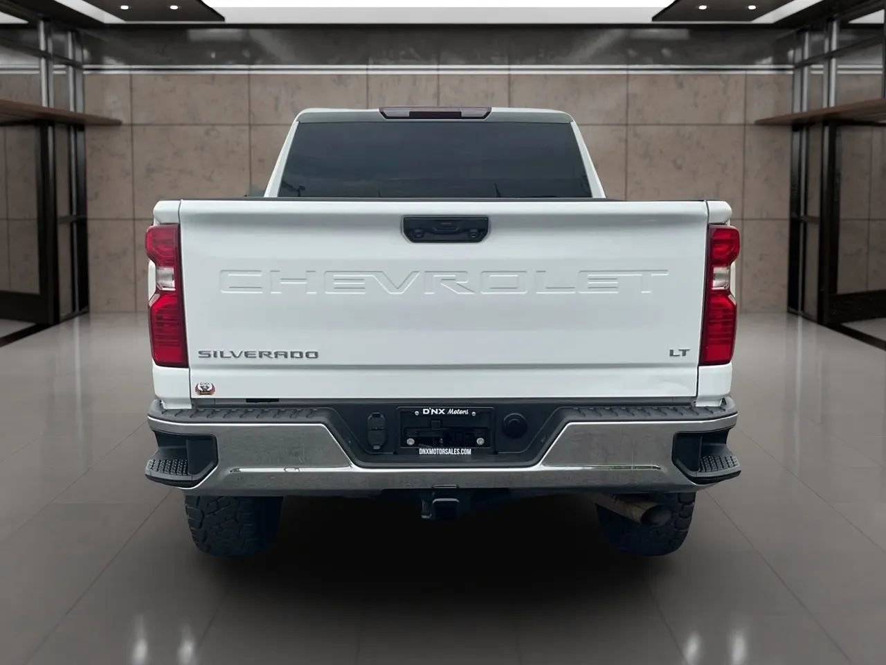Used 2022 Chevrolet Silverado 2500 LT w/ Convenience Package image 4