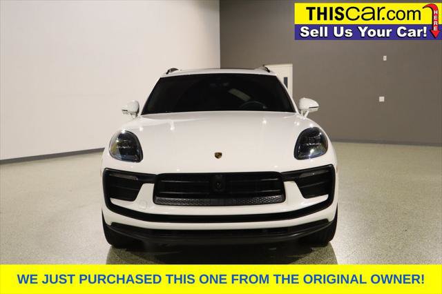 Used 2025 Porsche Macan Turbo AWD/4WD image 2