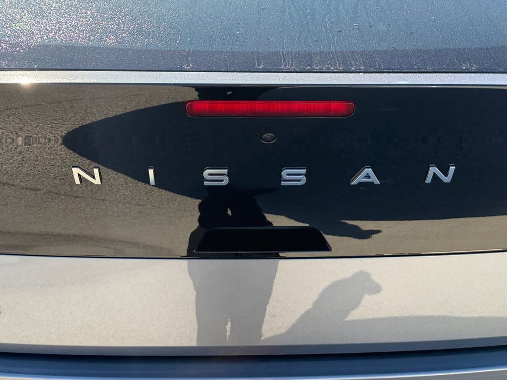 New 2026 Nissan Leaf image 10