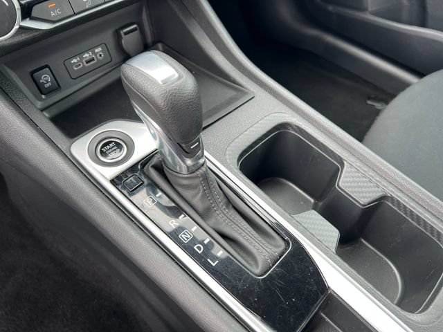 Used 2024 Nissan Sentra SV FWD image 19