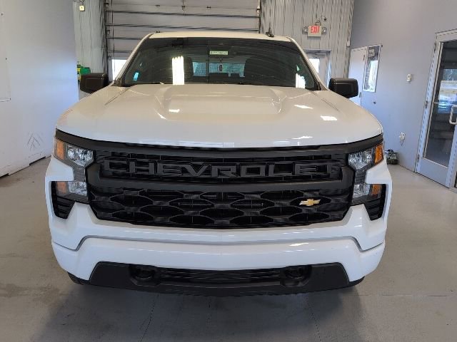 Used 2024 Chevrolet Silverado 1500 Custom AWD/4WD image 6