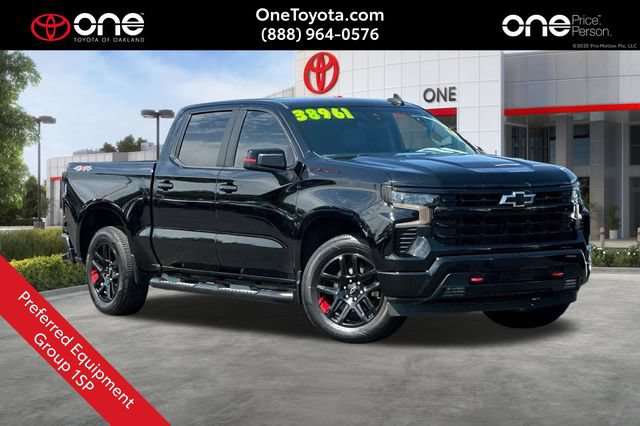 Used 2022 Chevrolet Silverado 1500 RST w/ Redline Edition