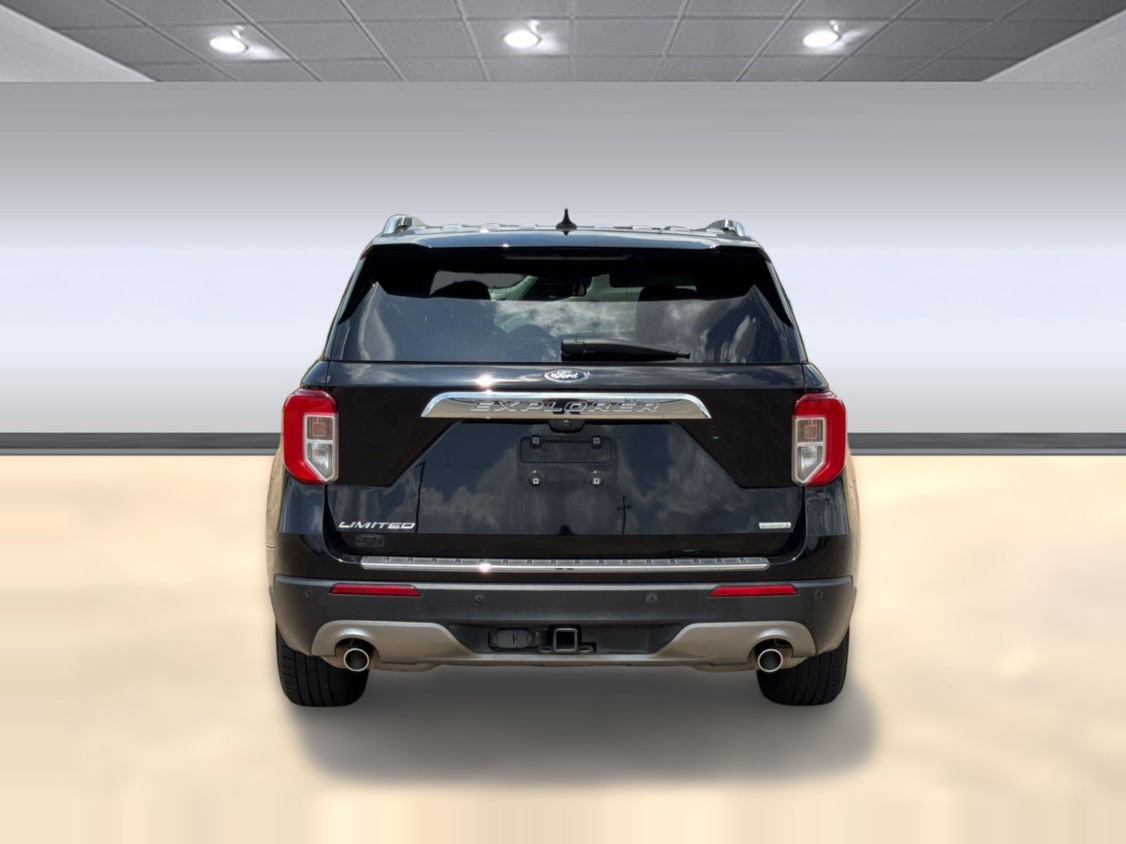 Used 2020 Ford Explorer Limited w/ Class III Trailer Tow Package RWD image 10