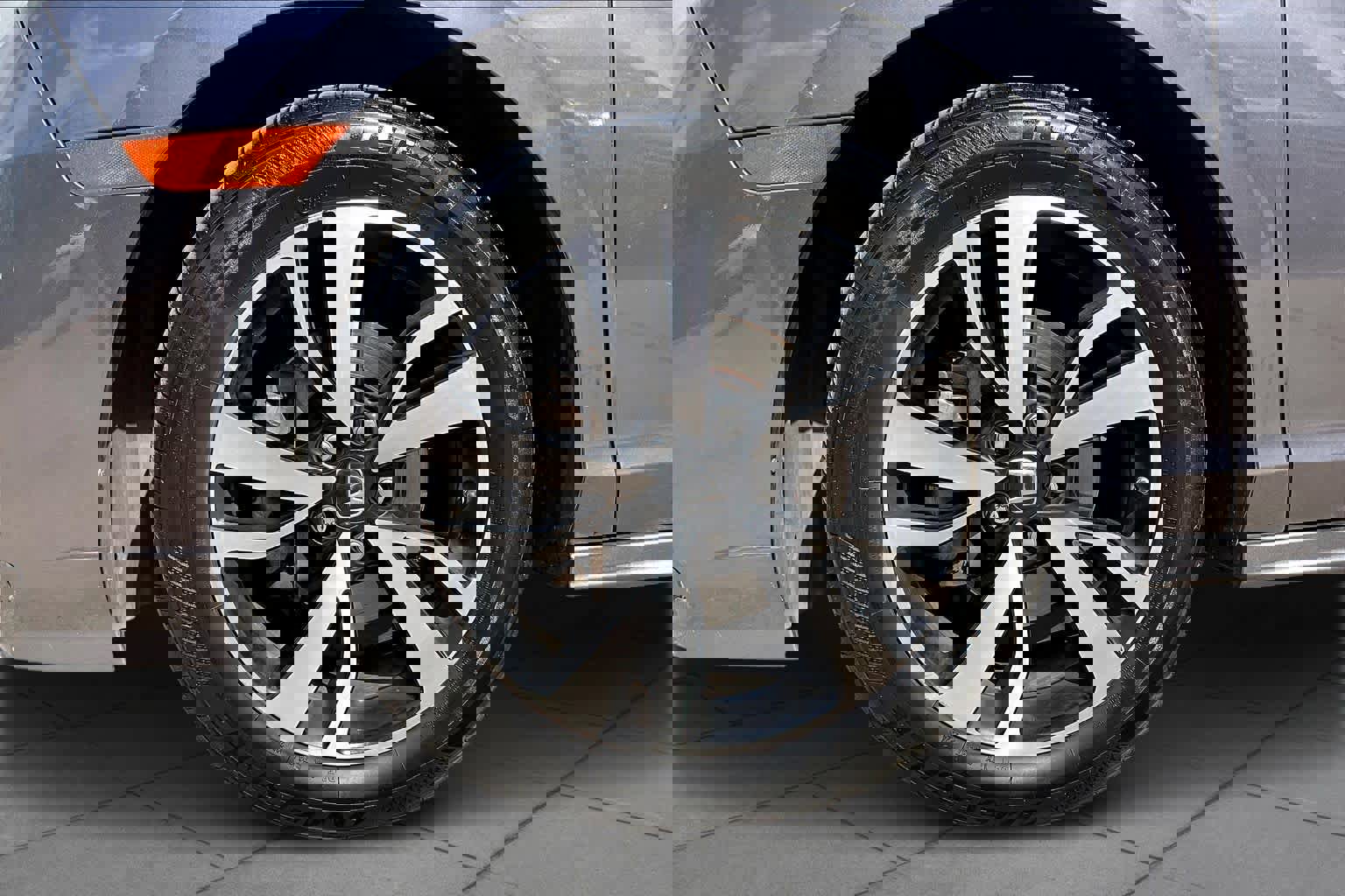 Used 2020 Honda Odyssey Elite image 11