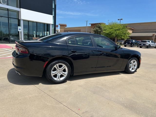 Used 2019 Dodge Charger SXT RWD image 15