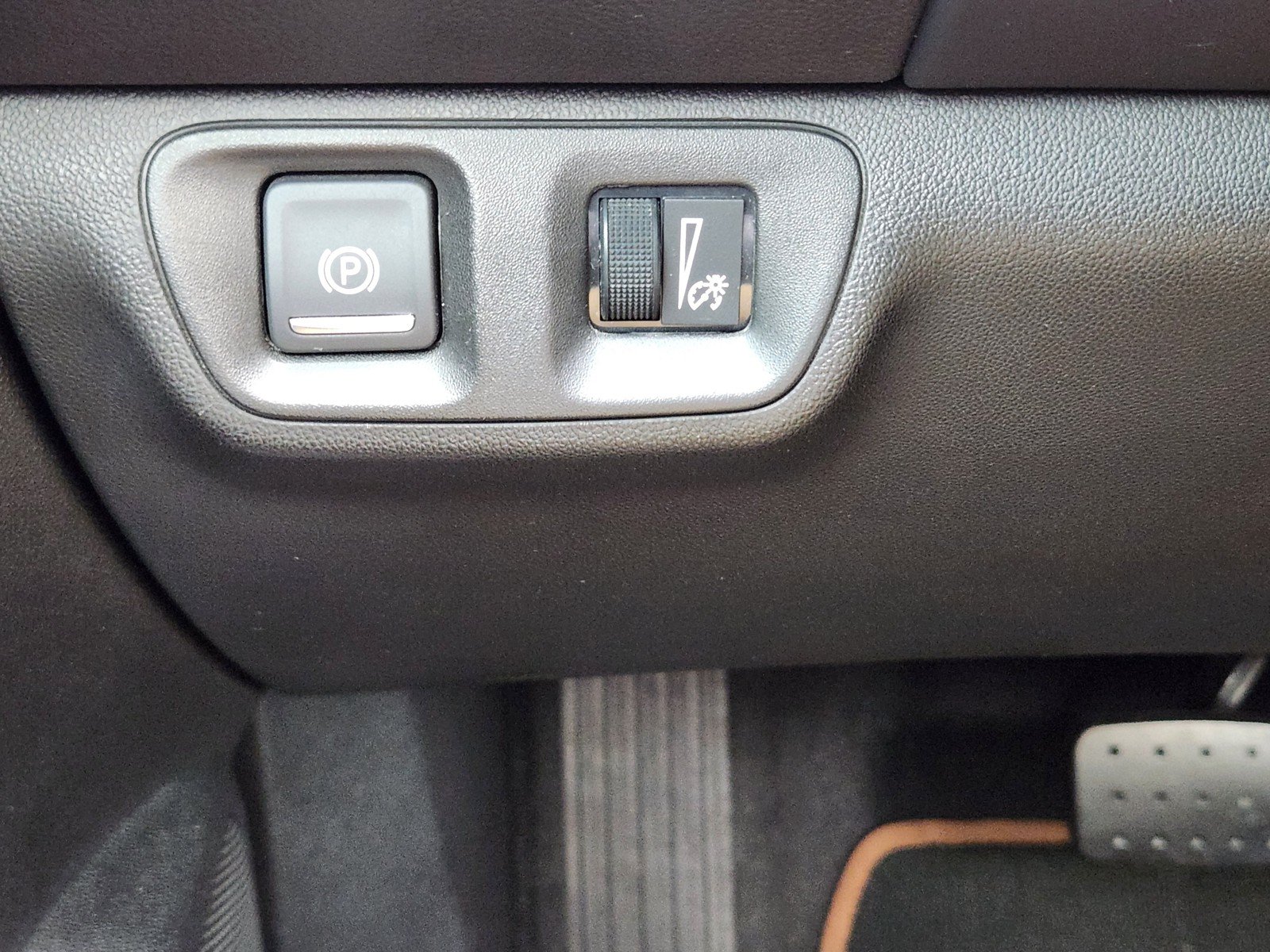 Used 2020 GMC Acadia AT4 AWD/4WD image 20