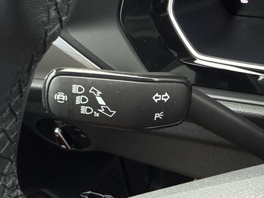 Certified 2024 Volkswagen Jetta Sport FWD image 23