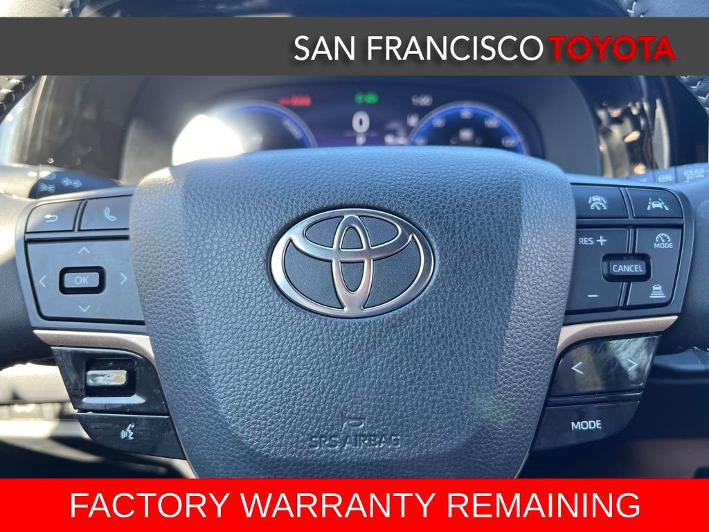 Certified 2025 Toyota Crown Signia XLE image 34