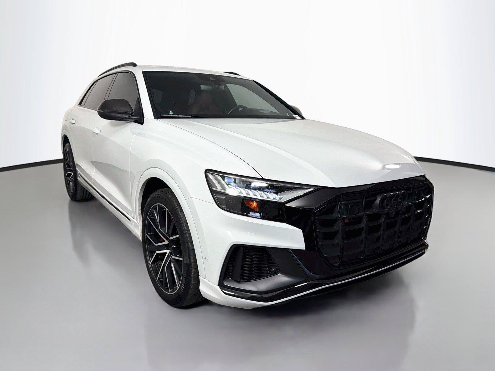 Used 2022 Audi SQ8 Prestige AWD/4WD image 3