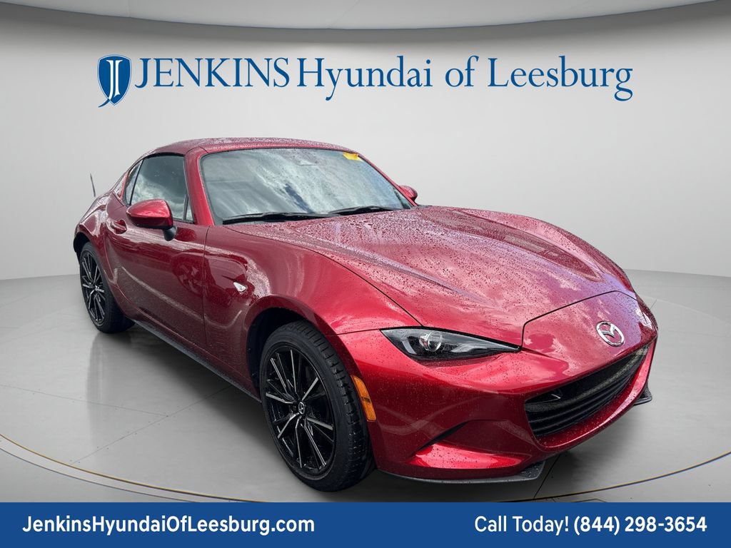 Used 2025 MAZDA MX-5 Miata RF Grand Touring RWD image 2