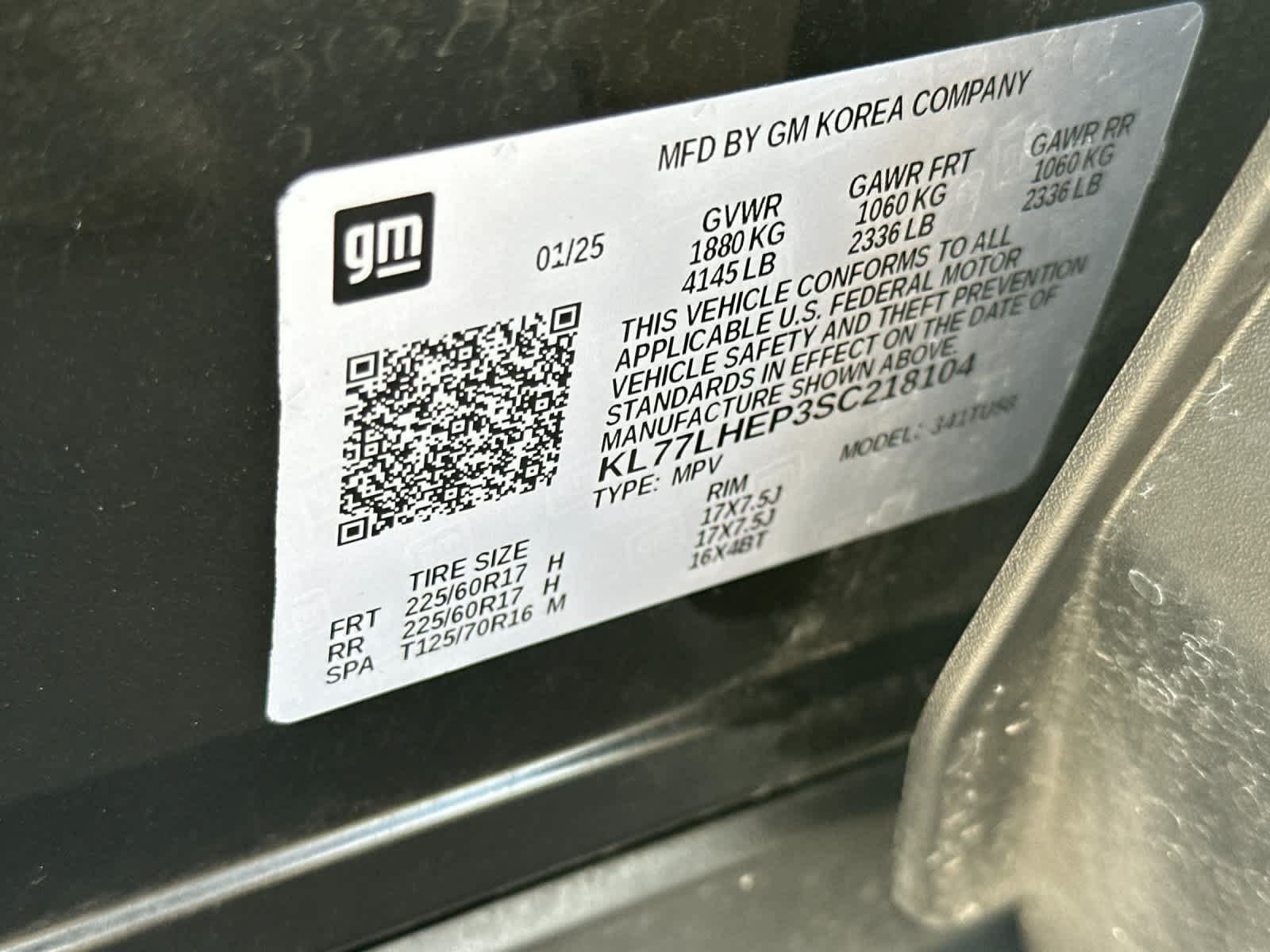 Used 2025 Chevrolet Trax LT FWD image 31