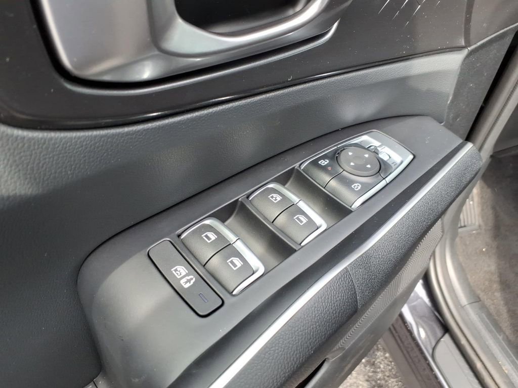 New 2026 Kia Sorento LX FWD image 17