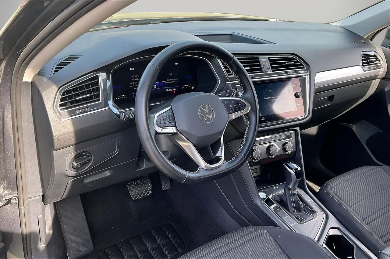 Used 2024 Volkswagen Tiguan S image 19