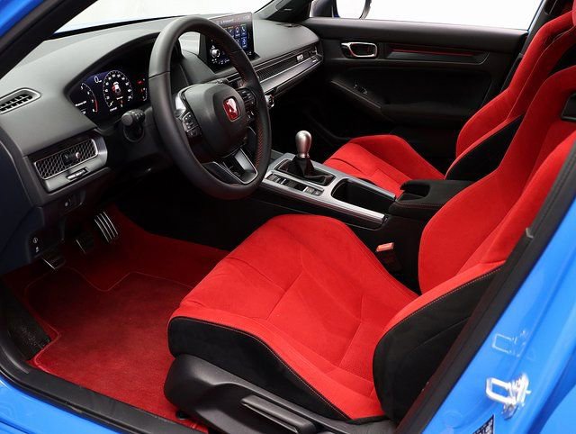 Used 2025 Honda Civic Type R image 12