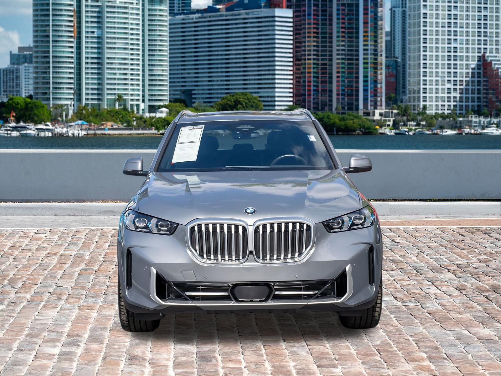Used 2025 BMW X5 xDrive40i image 2