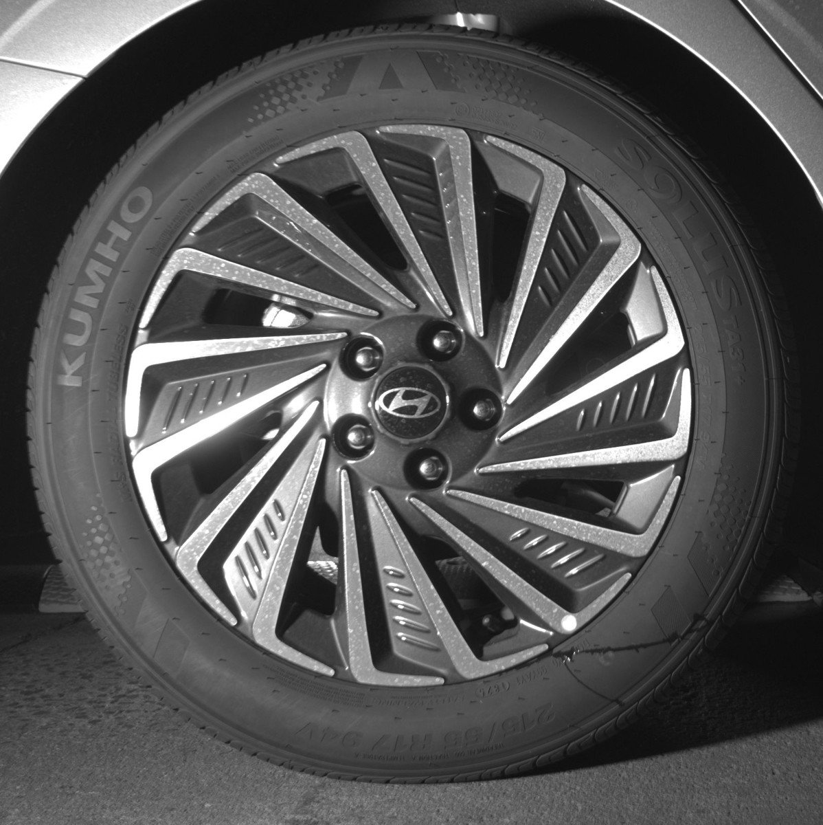 Used 2025 Hyundai Sonata SEL FWD image 15