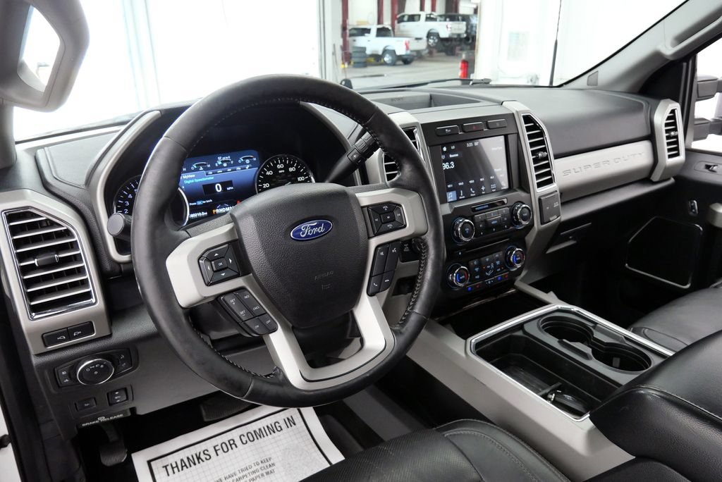 Used 2017 Ford F250 Lariat w/ Lariat Ultimate Package AWD/4WD image 11