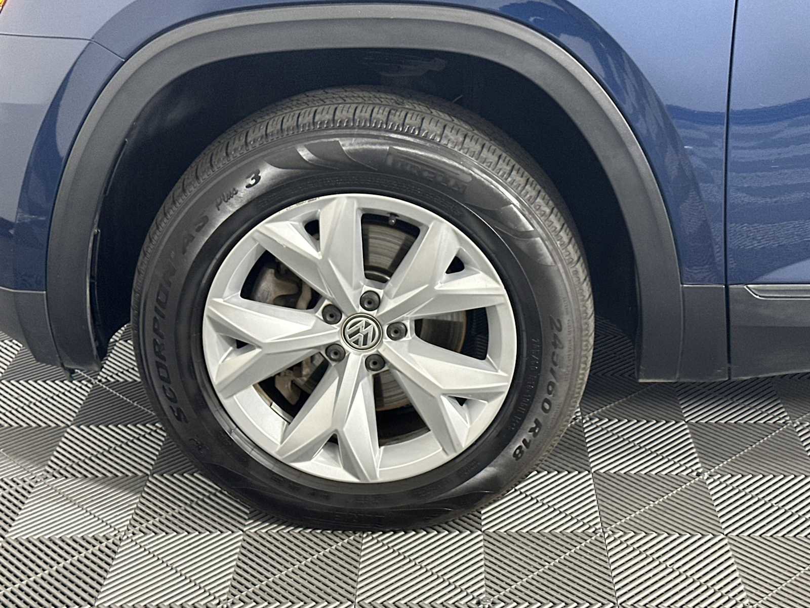 Used 2019 Volkswagen Atlas SE image 11