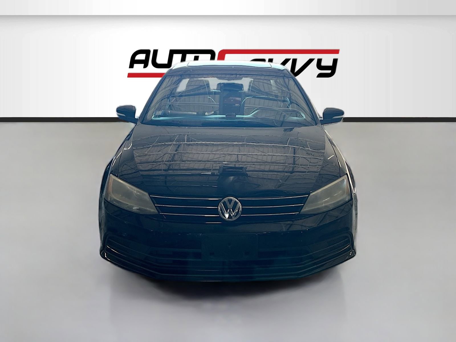 Used 2015 Volkswagen Jetta SE FWD image 2