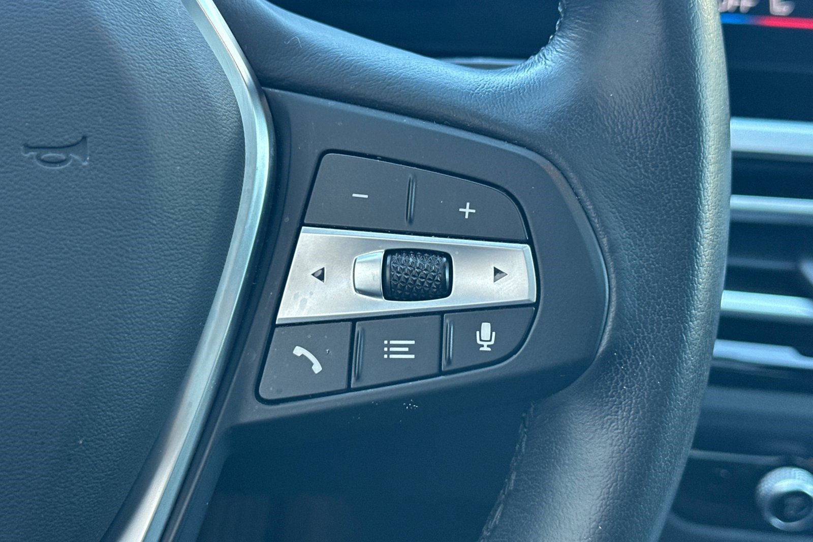 Certified 2024 BMW i4 eDrive35 w/ Convenience Package image 31