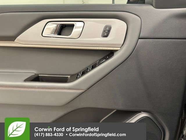 New 2026 Ford Explorer Active image 41